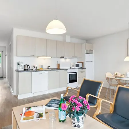 Henna - 50m From The Sea By Interhome